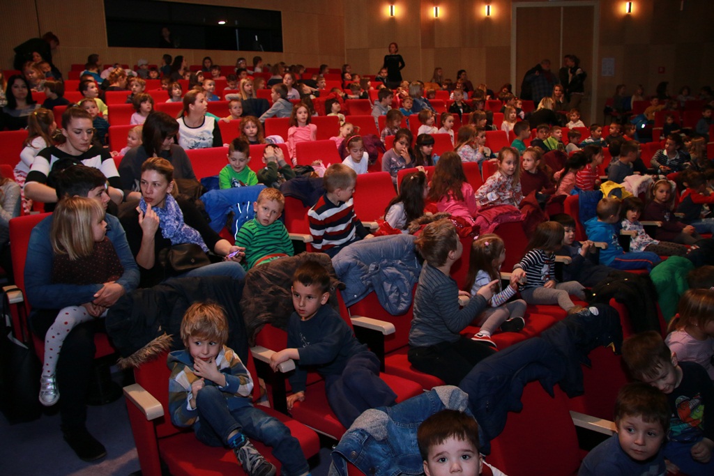 Svjetski dan lutkarstva uz predstavu “Mačak u čizmama” Svjetski dan lutkarstva uz predstavu “Mačak u čizmama”