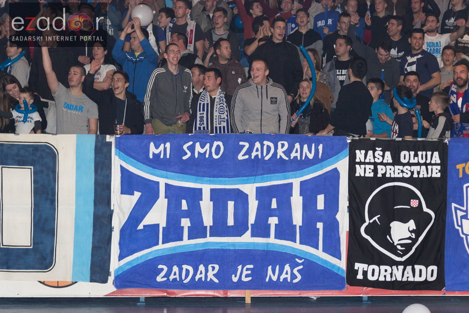 Humanitarno gledanje utakmice Zadar-Cibona u Jazinama Humanitarno gledanje utakmice Zadar-Cibona u Jazinama