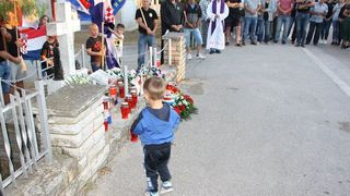 Koracima nade u istinu