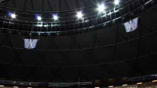 KK Zadar – Real Madrid, umirovljenje dresova 10 (Giuseppe Giergia) i 11 (Kresimir Cosic), Foto; Mladen Malik KK Zadar – Real Madrid, umirovljenje dresova 10 (Giuseppe Giergia) i 11 (Kresimir Cosic), Foto; Mladen Malik