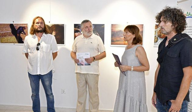 U Galeriji Muzeja grada Splita otvorena iložba “Legende Mediterana” Stipe Suraća