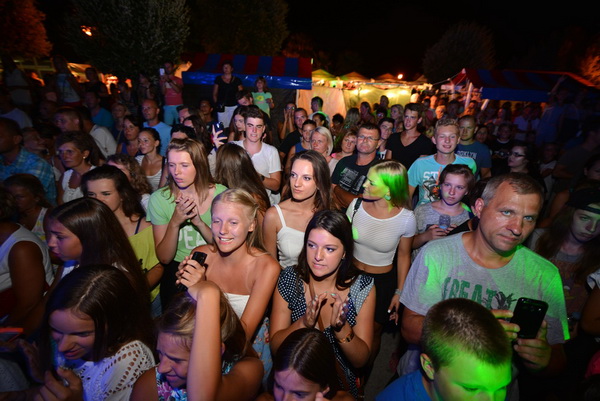 Virska noć 2015. uz koncert Lane Jurčević i Luke Nižetića te valičanstveni vatromet, Foto: Iva Perinčić Virska noć 2015. uz koncert Lane Jurčević i Luke Nižetića te valičanstveni vatromet, Foto: Iva Perinčić