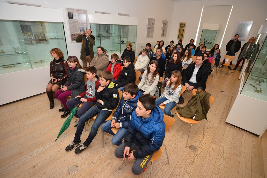 zadar; 9 ozujka 2016 – radionica recikliranja stakla – muzej antickog stakla zadar; 9 ozujka 2016 – radionica recikliranja stakla – muzej antickog stakla