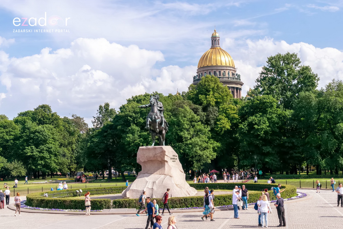 Đir po čudesno lijepom St. Petersburgu Đir po čudesno lijepom St. Petersburgu