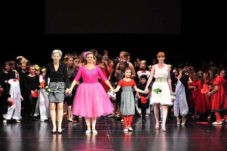 HNK Zadar: Plesna udruga Festa – “Izašli iz priče (a netko i iz papučice)”, Foto: Željko Karavida HNK Zadar: Plesna udruga Festa – “Izašli iz priče (a netko i iz papučice)”, Foto: Željko Karavida