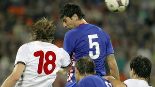 Minsk, 120809.
Stadion Dinamo Minsk
Kvalifikacijska nogometna utakmica za Svjetsko nogometno prvenstvo 2010. Bjelorusija – Hrvatska.
Na fotografiji: Vedran Corluka.
Foto : Jakov Prkic / Cropix Minsk, 120809.
Stadion Dinamo Minsk
Kvalifikacijska nogometna utakmica za Svjetsko nogometno prvenstvo 2010. Bjelorusija – Hrvatska.
Na fotografiji: Vedran Corluka.
Foto : Jakov Prkic / Cropix