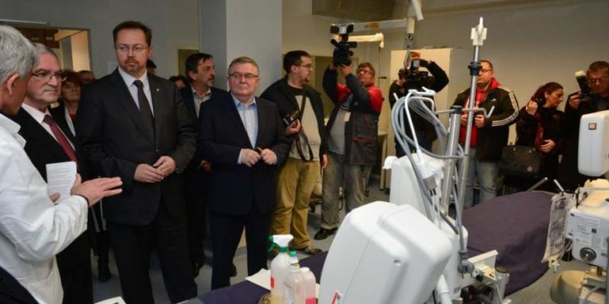 Slavonski Brod – Ministar zdravlja Sinisa Varga u Opcoj bolnici Dr. Josip Bencevic na odjelu za kardiologiju prisustvovao otvaranju nove angio sale. Photo: Ivica Galovic/PIXSELL