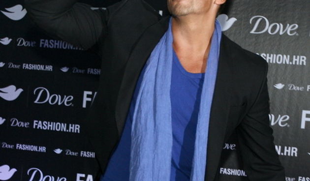 Zagreb, 170910.
Muzej suvremene umjetnosti, MSU.
Dove Fashion Week. 
Na slici Neven Ciganovic.
Foto: Nina Djurdjevic / CROPIX