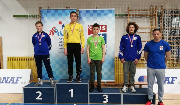 Roko Strika prvak Hrvatske u hrvanju grčko-rimskim načinom!