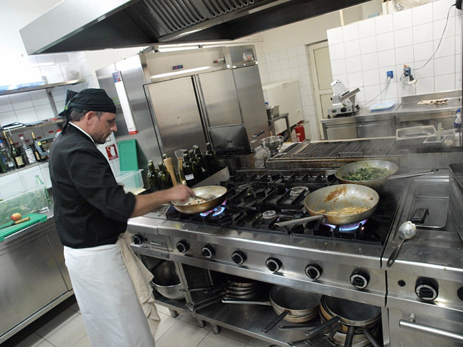 Dan pastrve u Restoranu Kornat 7. prosinca 2011., Foto: Vedran Penga