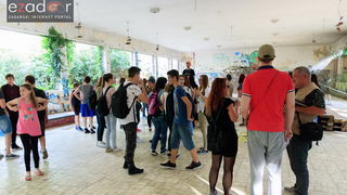 Simboličnim rušenjem zida započeo je urbani festival KvartArt na Voštarnici