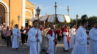 Arbanasi: Procesija povodom blagdana Tijelova 19. lipnja 2014.  foto: Bernard Kotlar