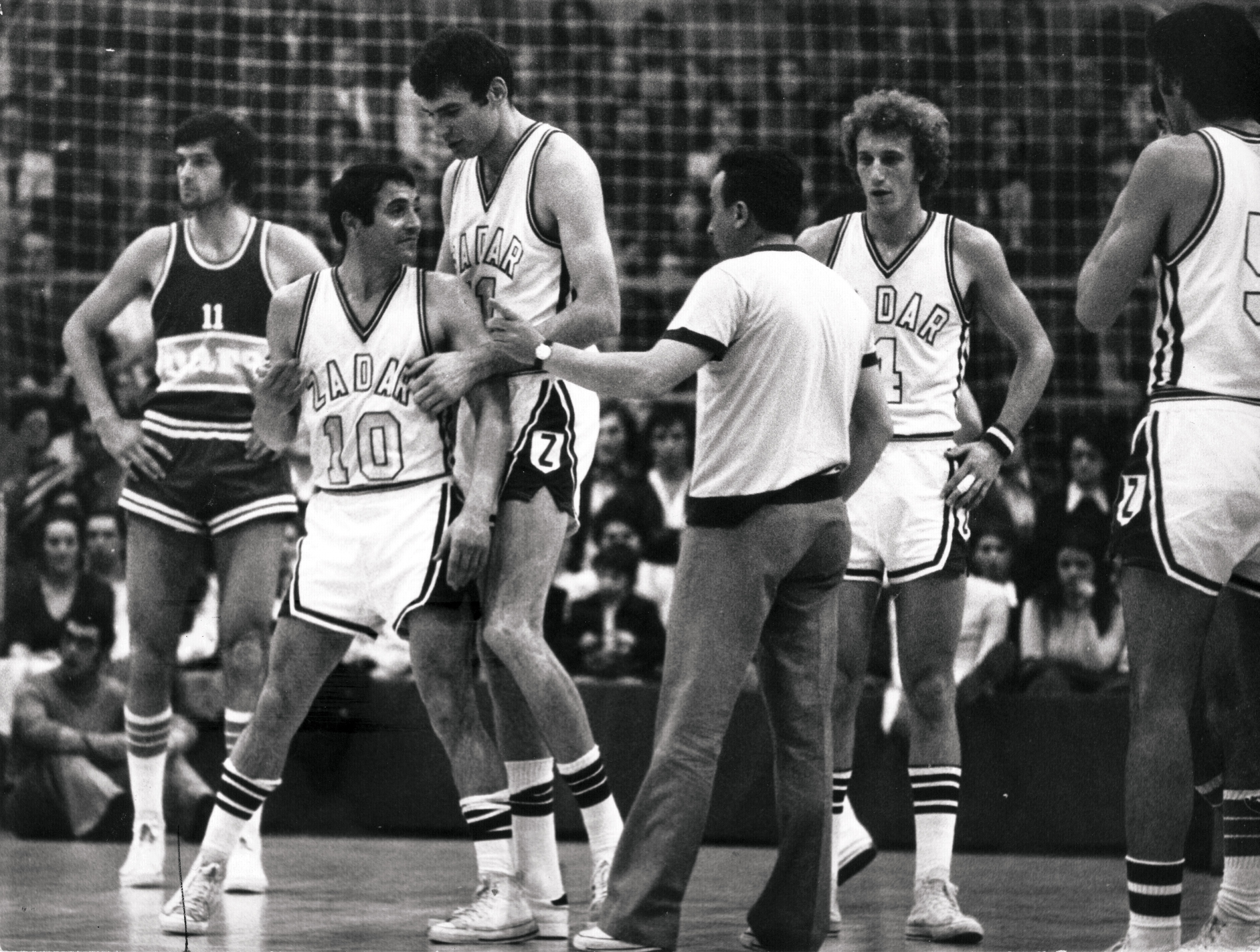 Giuseppe Giergia- Fotomonografija Stvarnost i mit Giuseppe Giergia- Fotomonografija Stvarnost i mit