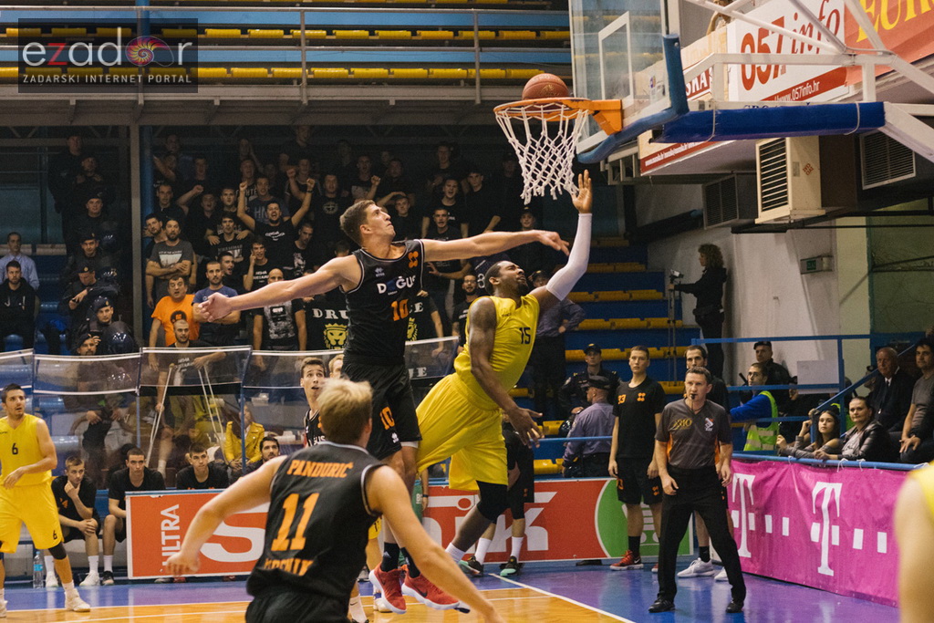 HT Premijer liga, 3. kolo: KK Jazine Arbanasi – GKK Šibenik 36-72 HT Premijer liga, 3. kolo: KK Jazine Arbanasi – GKK Šibenik 36-72