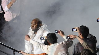 Split, 270310.
Veceras se u Spaladium Areni odrzava spektakl “Obracun u ringu 10” povodom 15-te obljetnice boksackog kluba Pit Bull. Borci ce nastupiti u 17 atraktivnih K1 i MMA ( ultimate fight) borbama.
Na fotografiji: Bob Sapp i Sascha Weinpolter.
Foto