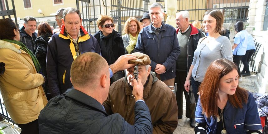 Građani obavili besplatne preglede povodom Tjedna glaukoma Građani obavili besplatne preglede povodom Tjedna glaukoma