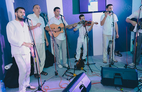 Klapa Kampanel @ Menfisto bar, 18.7.2015. (foto: Ivan Toman) Klapa Kampanel @ Menfisto bar, 18.7.2015. (foto: Ivan Toman)