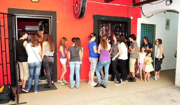 Finalisti HTZ-a Duje i Vilibald u Dallas Music Shopu, Foto: Ivan Dilber