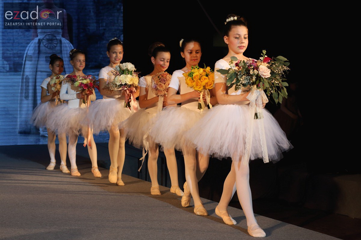 10. Festival vjenčanja: Modna revija vjenčanica i revija cvijeća 5. ožujka 2017.