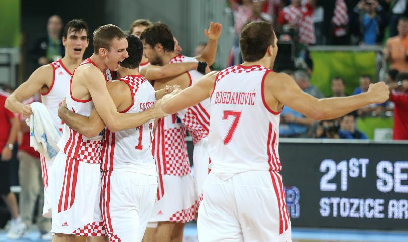 Velika hrvatska fešta u ljubljanskim Stožicama nakon plasmana u polufinale Eurobasketa, Foto. Igor Kralj/PIXSELL Velika hrvatska fešta u ljubljanskim Stožicama nakon plasmana u polufinale Eurobasketa, Foto. Igor Kralj/PIXSELL