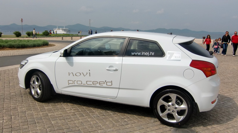 Kia pro_cee’d 1.6 CVVT EX Sport Leadher
