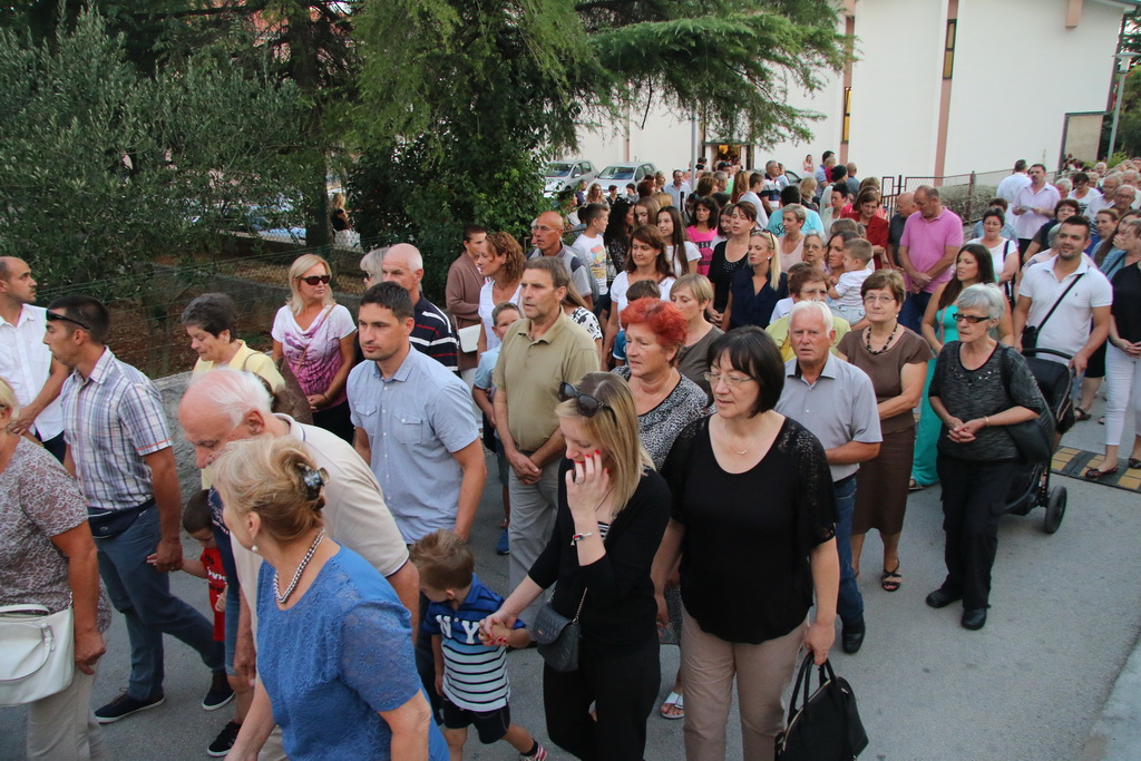Procesija za blagdan Kraljice mira u Stanovima 22. kolovoza 2016. Procesija za blagdan Kraljice mira u Stanovima 22. kolovoza 2016.