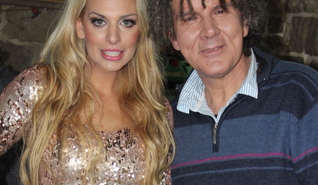 Ava Karabatić kao predsjednica u novom spotu Johnnyja Gitare