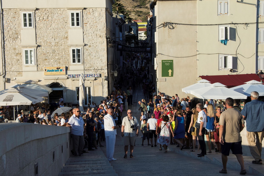Proslava blagdana Velike Gospe u Pagu Proslava blagdana Velike Gospe u Pagu