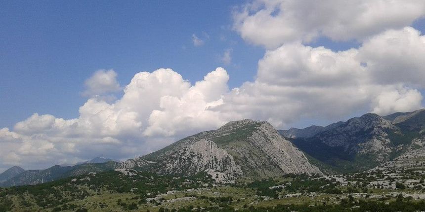 Obnova skloništa na Vlaškom gradu, foto: PD Paklenica