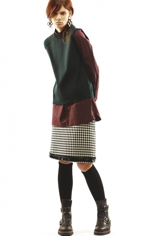 Image 752245 (auto) Image 752245 (auto)