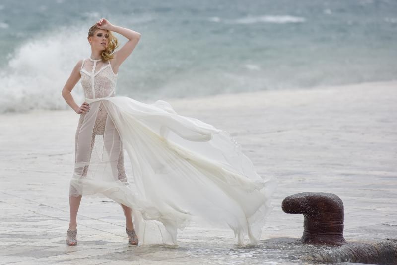 Tijekom snimanja reklamne kampanje valovi doslovno “okupali” manekenku na zadarskoj rivi