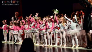 Predstava “Odgojoj” Plesne udruge Gesta u HNK Zadar