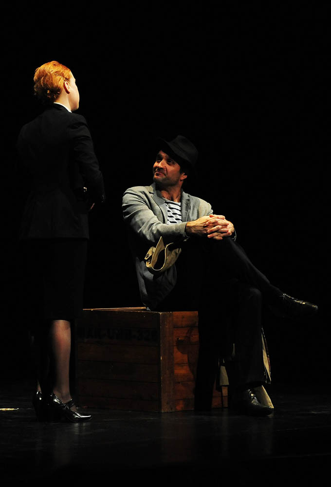 Zadar, 24.04.2013. snimio: Nenad Marčev 
dramska pretplata 
Kazalište PLAYDRAMA, Split 
Jeffrey Hatcher 
PICASSO 
redateljica: Nenni Delmestre 
igraju: Elvis Bošnjak, Lana Helena Hulenić 
Velika dvorana HNK Zadar