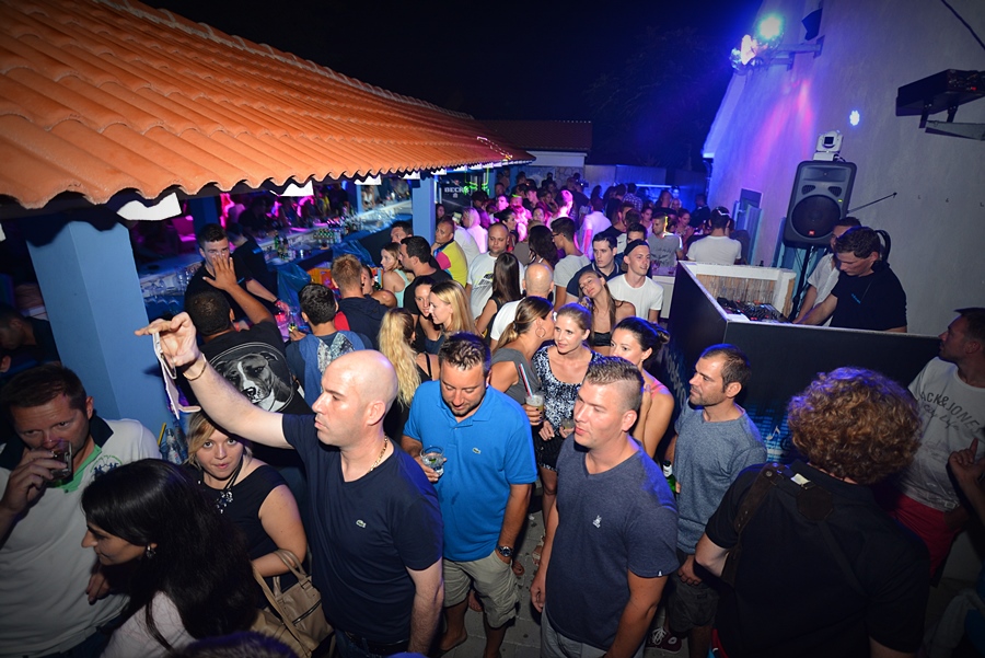 Noštromo bar Vir: Završni summer party, foto: Iva Perinčić Noštromo bar Vir: Završni summer party, foto: Iva Perinčić