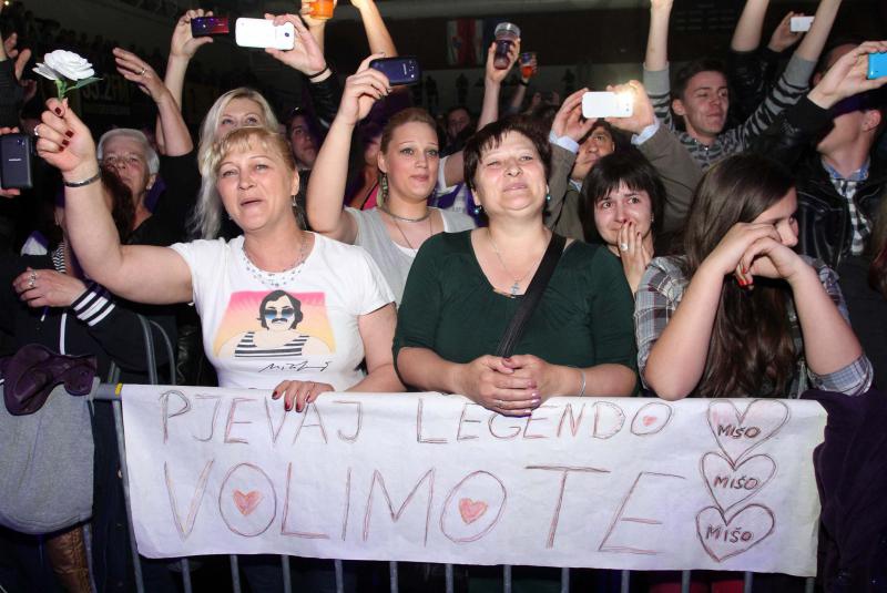 Mate Miso Kovac nastupio pred prepunom dvoranom Graditeljske skole. Photo: Vjeran Zganec Rogulja/PIXSELL Mate Miso Kovac nastupio pred prepunom dvoranom Graditeljske skole. Photo: Vjeran Zganec Rogulja/PIXSELL