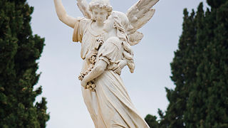 Gradsko groblje uoči blagdana Svih svetih (foto:Saša Čuka) Gradsko groblje uoči blagdana Svih svetih (foto:Saša Čuka)