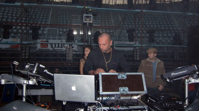 SC Visnjik: Generalna proba doceka 2010. DJ Morales SC Visnjik: Generalna proba doceka 2010. DJ Morales