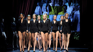 Milan Fashion Week: Dolce & Gabbana jesen 2010 (Coutorture.com)