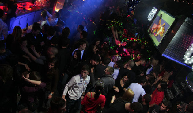 Božićni party Radija 057 u Gothamu