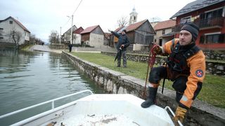 Na području Kosinja proglašeno izvanredno stanje obrane od poplava Na području Kosinja proglašeno izvanredno stanje obrane od poplava