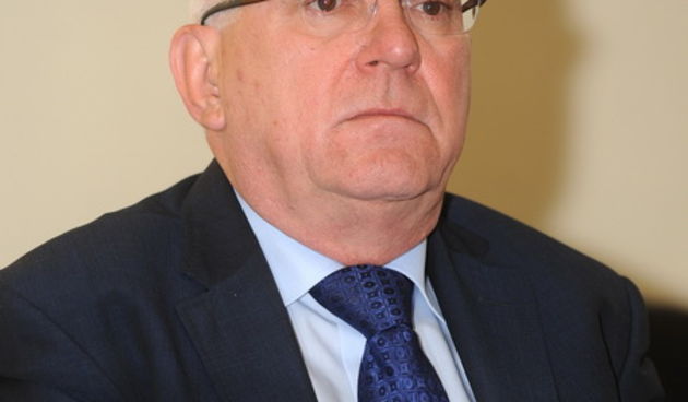 Zadar, 260313Veleposlanica Australije Susan Cox u posjeti je Zadarskoj zupaniji, a jutros je bila gosca zupana Stipe Zrilica i gradonacelnika Zvonimira Vrancica.Na fotografiji: detalj sa sastanka; gradoncelnik Vrancic.Foto: Luka Gerlanc / CROPIX