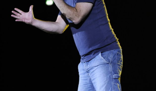 Split, 021009.
Spaladium Arena.
Koncert “Adio lito” na kojem nastupaju Hladno pivo, Fon Biskich, Damir Urban, Marijan Ban i Psihomodo Pop.
Na fotografiji: Mile Kekin i Hladno pivo.
Foto: Josko Ponos / CROPIX