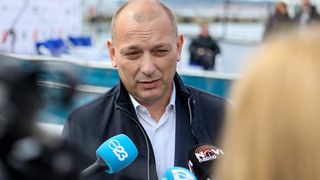 Ekološka manifestacija “Uz more, za more: zelena misija za održivu budućnost Hrvatske” održala se danas na plivarici Škoda koja je jutros u 11 sati isplovila iz zadarske luke Gaženica prema Ugljanu gdje će se provela akcija izvlačenja odbačenih ribarskih Ekološka manifestacija “Uz more, za more: zelena misija za održivu budućnost Hrvatske” održala se danas na plivarici Škoda koja je jutros u 11 sati isplovila iz zadarske luke Gaženica prema Ugljanu gdje će se provela akcija izvlačenja odbačenih ribarskih