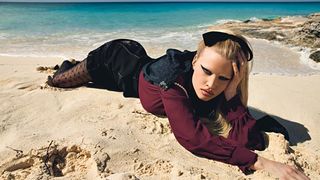 Na plažu u Dioru: Socijalna nepravda Magazina W (Cromoda.com) Na plažu u Dioru: Socijalna nepravda Magazina W (Cromoda.com)