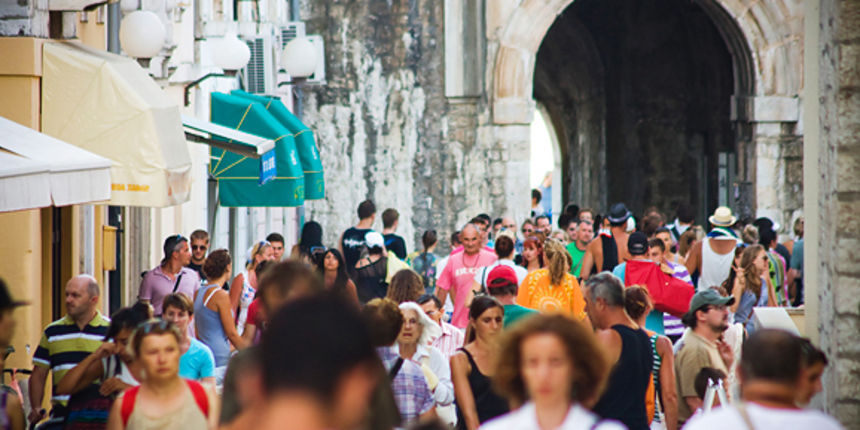 Đir po gradu 7. kolovoza 2012., guzva, ljudi, turisti (foto:Saša Čuka) Đir po gradu 7. kolovoza 2012., guzva, ljudi, turisti (foto:Saša Čuka)