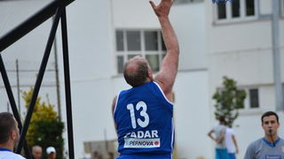 U povodu blagdana Kraljice Mira u Stanovima odigrana utakimica između veterana KK Zadar i Stanova, Foto: Iva Perinčić U povodu blagdana Kraljice Mira u Stanovima odigrana utakimica između veterana KK Zadar i Stanova, Foto: Iva Perinčić