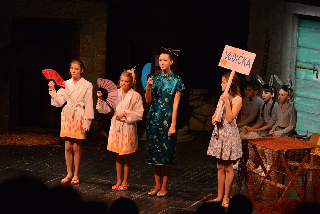 Donatolina u Kazalištu lutaka: “Mareta tamo i nazad”