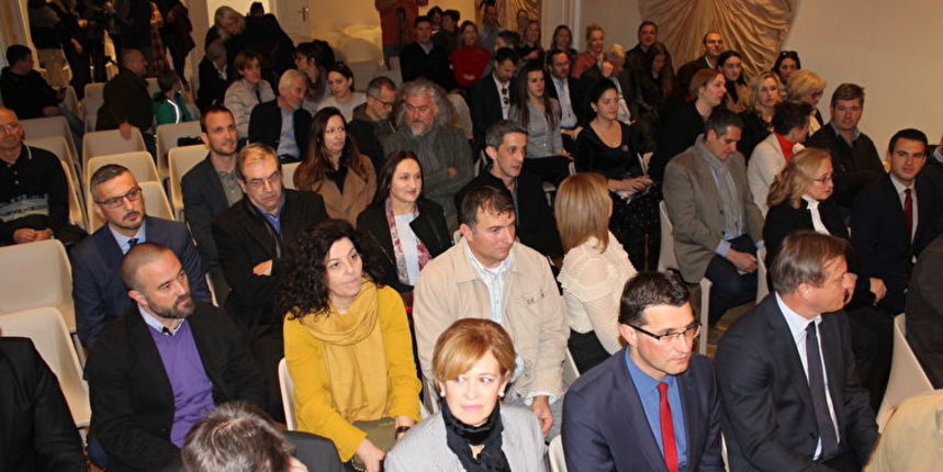 Kneževa palača: Svečana dodjela priznanja “Nasmiješeno sunce” za 2017. godinu Kneževa palača: Svečana dodjela priznanja “Nasmiješeno sunce” za 2017. godinu