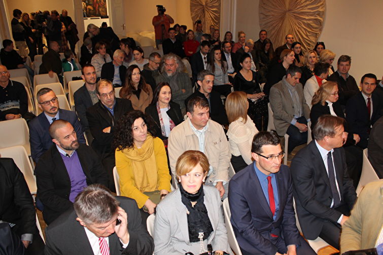 Kneževa palača: Svečana dodjela priznanja “Nasmiješeno sunce” za 2017. godinu Kneževa palača: Svečana dodjela priznanja “Nasmiješeno sunce” za 2017. godinu