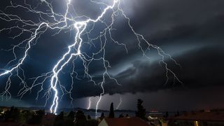 Munje nad Zadrom Munje nad Zadrom